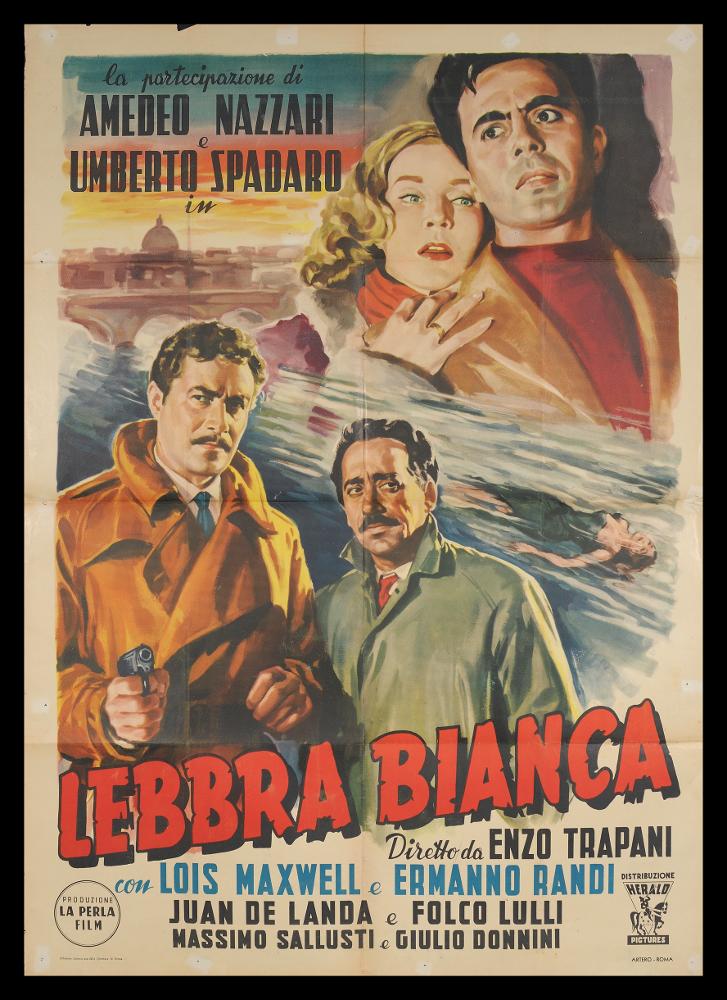 L'immagine riproduce uno dei manifesti conservati presso la Mediateca Regionale Pugliese (vedi Note). Si tratta di una delle versioni del manifesto del film "Lebbra bianca", opera cinematografica italiana del 1951. Seppur senza firma, l'anonimo artista crea una notevole composizione pittorica matura, fatta di pennellate fluide, acquarellate e toni differenti di colore pastello. La composizione ordinata rispetta i canoni della pittura di cinema di quel decennio: Il linguaggio è narrativo, figurativo, gli elementi sono disposti in ordine di importanza. Qui, l'artista mette in evidenza i protagonisti, a coppie, in primo piano e sullo sfondo, intervallati al centro da una scena del film tragica, che lascia scoprire Roma e il suo Tevere; la bella ambientazione rivela però un...