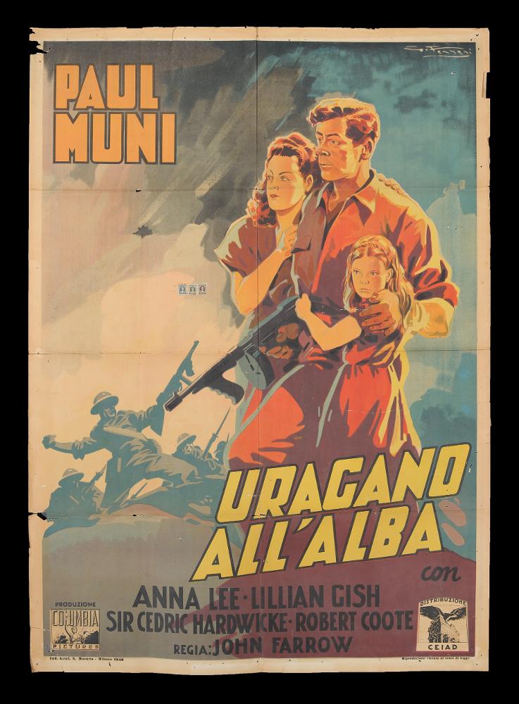 L'immagine riproduce uno dei manifesti conservati presso la Mediateca Regionale Pugliese (vedi Note). Si tratta della versione grafica del manifesto del film "Uragano all'alba", a firma di Giulio Ferrari. La composizione risponde ai canoni stilistici del cosiddetto "primo stile" della pittura di cinema, che si sviluppa a partire degli anni Trenta. Il linguaggio, seppur narrativo, è "oleografico", le tinte sono luminescenti, monocromatiche e non veritiere sulle figure rappresentate, per un effetto grafico irreale e molto suggestivo. Sull'esempio di grandi artisti di questo periodo come Martinati, anche l'artista Giulio Ferrari gioca sui colori del giallo e arancio per le figure in primo piano, l'azzurro, il verde e i colori tenui pastello per il fondo piuttosto astratto....