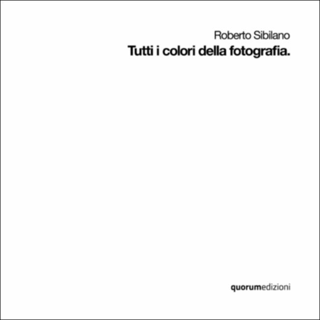 Tutti i colori della Fotografia, di Roberto Sibilano, è una raccolta antologica di preziose immagini fotografiche scattate in oltre trent’anni di attività. Poliedrico interprete del mezzo fotografico, interagisce con i molteplici linguaggi del visivo e muta eterogenei campi di interesse in autonomi filoni di indagine, dalla rappresentazione della natura allo still life, dal paesaggio al ritratto e alla scena di genere. Le immagini, le atmosfere, i soggetti, le gamme e i trapassi cromatici del suo immenso archivio della memoria si intrecciano, si accavallano e ciascuno di essi accompagna un segmento di vita personale e professionale del fotografo. Attento ai trapassi e ai contrasti, padrone del valore semantico e del potere seduttivo del colore, Sibilano ci guida in un v...