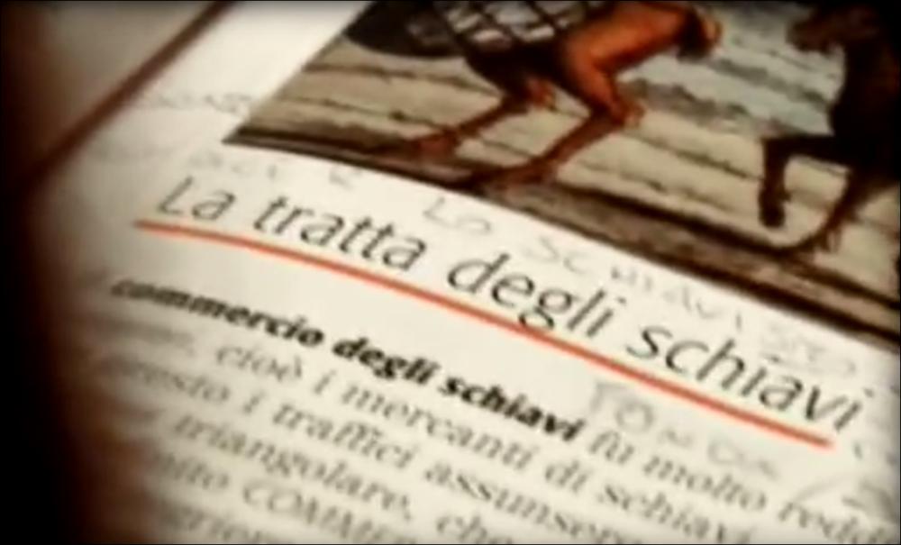Il video è parte della collezione digitale “Primavera dei Diritti”, nata dall'omonima manifestazione promossa dalla Regione Puglia - Assessorato al Mediterraneo e realizzata dal Teatro Pubblico Pugliese tra il 18 e il 28 febbraio 2010 a Bari. Poco prima dell'inizio della cerimonia inaugurale si è tenuta la proiezione dei "Dimmi cosa vedi lab", spot girati a Bari con interviste ai cittadini sul tema dei diritti. La risorsa si presenta come documentario per il sociale sul tema della schiavitù. Lo spot si articola in due parti: la prima mette in scena un parallelismo fra schiavitù antica e schiavitù contemporanea, la seconda è caratterizzata dalla riflessione di alcuni intervistati sulla considerazione della schiavitù. Dalle risposte risulta ben chiaro come per molte perso...