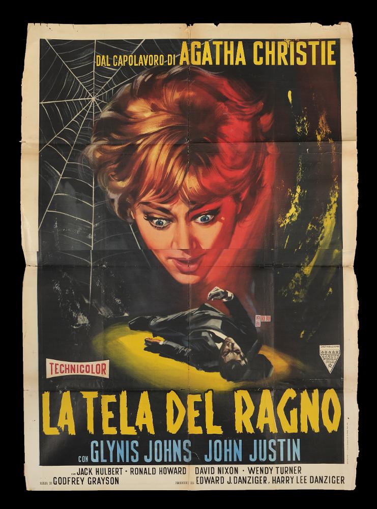L'immagine riproduce uno dei manifesti conservati presso la Mediateca Regionale Pugliese (vedi Note). Si tratta di una delle versioni del manifesto del film giallo "La tela del ragno". Senza firma, il manifesto mostra una composizione pittorica di grande impatto visivo formato da elementi iconografici che riconducono al titolo del film. Infatti a sinistra, è rappresentata una grande tela di ragno, al centro l'enorme ritratto bellissimo dell'attrice Glynis Johns, che con il suo aspetto inquietante e gli occhi sgranati sul corpo della vittima in basso, sembra proprio l'animale uscito dalla tela. Il fondo scuro e il titolo dal lettering vibrante e spezzato accentua la drammaticità della composizione....