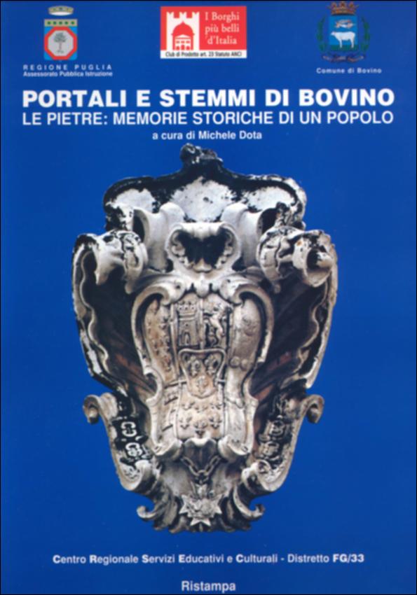 Il volume è parte della grande raccolta denominata “Libri di Puglia”, progetto di digitalizzazione a cura di Nicola Pergola che ha lo scopo di rendere fruibile la produzione editoriale dei Centri regionali di servizi educativi e culturali e degli Assessorati alla cultura e alla Pubblica Istruzione della Regione Puglia, dal 1968 agli anni 2000. Di questa cittadina del Subappennino daunio, crocevia di antiche civiltà, il volume non ripropone il ben noto castello, le chiese, gli stretti vicoli o gli scorci suggestivi. Legge invece nelle tantissime decorazioni in pietra, come in un libro aperto, la storia umana e sociale di questa comunità. Estrapolate da oltre 700 immagini, ben 200 – spesso a piena pagina, e a volte a colori – conducono per mano fra gli innumerevoli portal...
