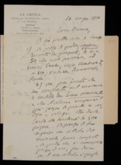 Nella lettera, dopo aver pregato l'editore barese di spedire la somma di denaro promessa ad Emilio Cecchi, Benedetto Croce, rammaricato per un errore nel calcolo delle pagine previste per il suo volume sui lirici marinisti, esprime a Giovanni Laterza il proprio parere circa la tiratura tanto di detto volume quanto di quelli di Matteo Bandello, Carlo Gozzi, Giovanni B. Della Porta e Traiano Boccalini. In allegato il filosofo fornisce il testo per la réclame del volume di Johann G. Fichte ormai portato a termine.