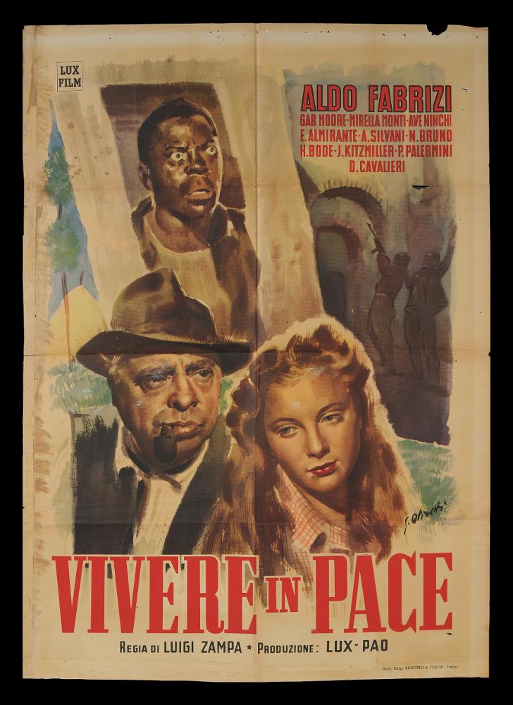 L'immagine riproduce uno dei manifesti conservati presso la Mediateca Regionale Pugliese (vedi Note). Si tratta di uno dei manifesti del film “Vivere in pace” del 1947. La composizione è a firma dell’illustratore bolognese G. Olivetti (Giorgio Olivetti). Classe 1908, Olivetti caratterizza le sue prime opere da uno stile morbido, sfumato, fatto di acquerelli delicati che rendono il volume anche grazie ad un uso sapiente dei chiaroscuri. La narrazione in questo manifesto si presenta su più livelli, in primo piano i volti espressivi di Aldo Fabrizi e la bella Mirella Monti. In secondo piano, in una cornice bianca, il volto sbigottito di Kitzmiller; sullo sfondo, dalle tinte più scure, forse una scena notturna, due uomini con i fucili puntati verso l’alto. La composizione, ...