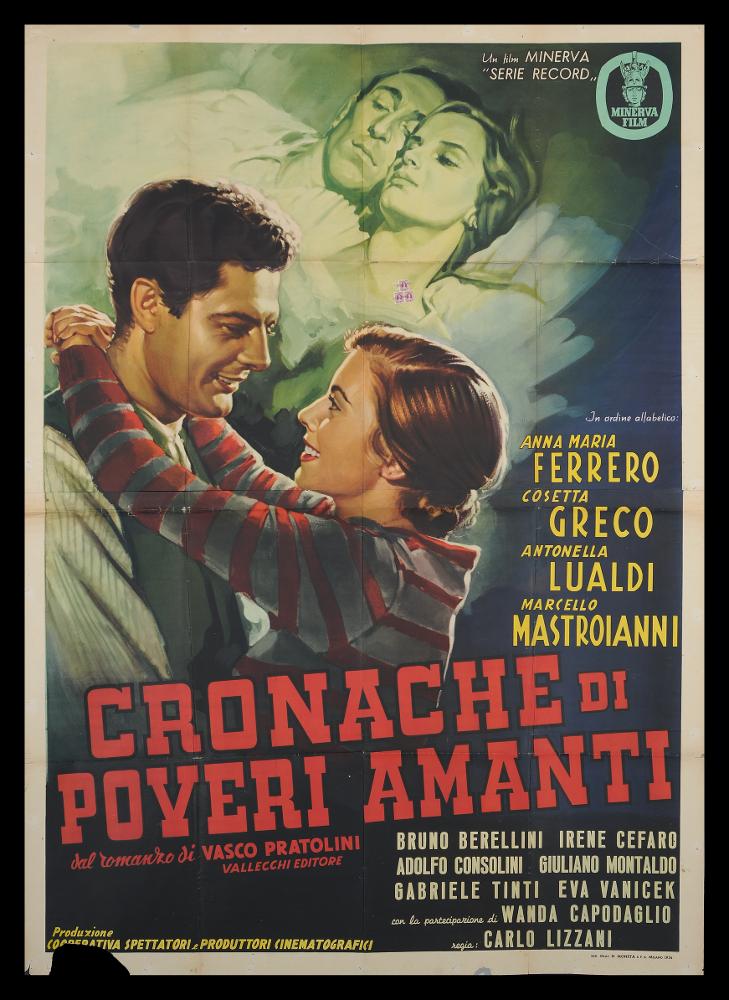 L'immagine riproduce uno dei manifesti conservati presso la Mediateca Regionale Pugliese (vedi Note). Si tratta di una delle versioni del manifesto di "Cronache di poveri amanti", film italiano drammatico del 1954. L'artista, ignoto, realizza una composizione dalle tonalità scure, in cui i volti di Marcello Mastroianni e Anna Maria Ferrero risaltano con un bel gioco di luci e ombre nei loro ritratti quasi iperrealisti. In secondo piano, come una visione, altri interpreti del film sono rappresentati in una tonalità monocolore che crea un contrasto emotivo netto tra le due coppie rappresentate. Si mostra comunque una bella rappresentazione di un dramma corale dell'epoca tratto dall'omonimo romanzo di Vasco Pratolini....