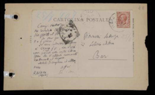 Nella cartolina, Benedetto Croce informa Giovanni Laterza di aver spedito a Karl Vossler le bozze del suo volume perché proceda con la revisione.