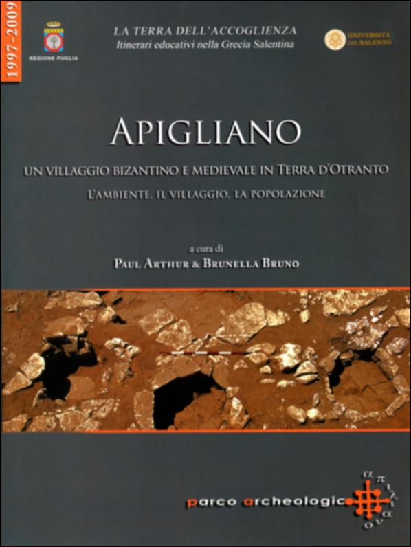 Il volume è parte della grande raccolta denominata “Libri di Puglia”, progetto di digitalizzazione a cura di Nicola Pergola che ha lo scopo di rendere fruibile la produzione editoriale dei Centri regionali di servizi educativi e culturali e degli Assessorati alla cultura e alla Pubblica Istruzione della Regione Puglia, dal 1968 agli anni 2000. Frutto di una collaborazione con l'Università del Salento, Paul Arthur e Brunella Bruno hanno curato la pubblicazione a seguito di 10 anni di ricerca e campagne estive di scavo effettuate nella zona della Grecìa Salentina, precisamente nel Parco Archeologico di Apigliano. Sito in piena campagna, esso si estende per circa due ettari ed è costituito da un villaggio medievale, parte delle centinaia di villaggi o casali medievali cens...