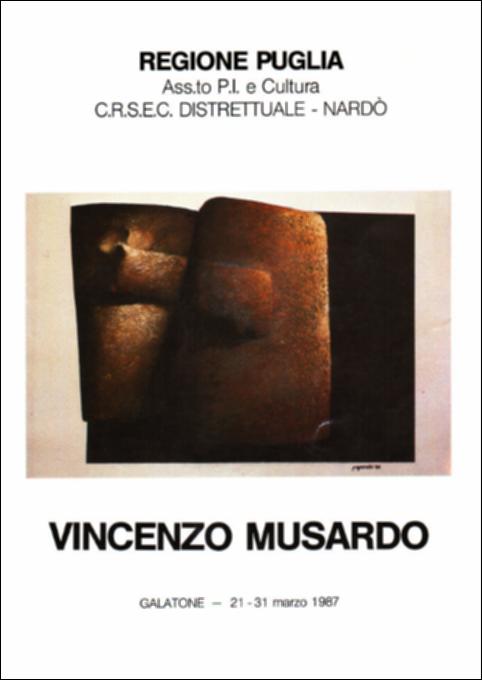 Il volume è parte della grande raccolta denominata “Libri di Puglia”, progetto di digitalizzazione a cura di Nicola Pergola che ha lo scopo di rendere fruibile la produzione editoriale dei Centri regionali di servizi educativi e culturali e degli Assessorati alla cultura e alla Pubblica Istruzione della Regione Puglia, dal 1968 agli anni 2000. Catalogo di una mostra personale in omaggio a Vincenzo Musardo, artista di Galatone, la pubblicazione ripropone con immagini in bianco-nero e a colori alcune delle opere esposte: per illustrare il peculiare messaggio poetico dell'ispiratore di un movimento che si richiama all'arte arcaica, il Metarcaico appunto. Un breve saggio di Mario De Marco introduce la presentazione di otto suggestive composizioni. Opere “mutanti”, frutto di...