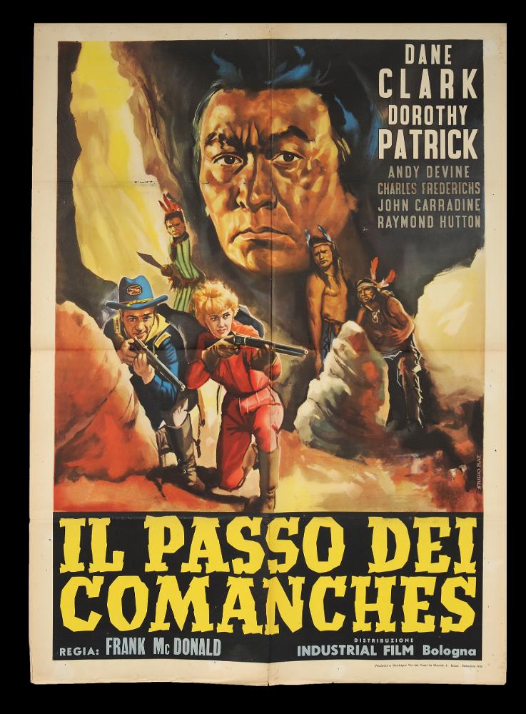 L'immagine riproduce uno dei manifesti conservati presso la Mediateca Regionale Pugliese (vedi Note). Si tratta del manifesto del film americano "Il passo dei Comanches", a firma di Studio Bat. Nonostante non si abbiano informazioni in merito allo studio grafico, soprattutto se possa collegarsi ad artisti che nel campo della pittura da cinema erano già avviati, la composizione mostra un'impostazione piuttosto tradizionale, che ci rimanda alla pittura di cinema degli anni '50. Armoniosa è tutta la composizione con tonalità cromatiche calde e pennellate morbide, che lasciano immaginare pienamente l'atmosfera selvaggia e il paesaggio roccioso del vecchio West. Sul fondo, ma ben integrato a tutto lo spazio compositivo, campeggia il ritratto di uno dei Comanches....