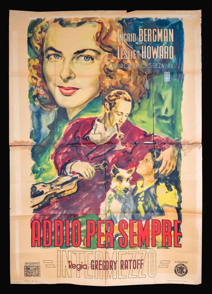 L'immagine riproduce uno dei manifesti conservati presso la Mediateca Regionale Pugliese (vedi Note). Si tratta di una delle versioni grafiche per il manifesto del film "Addio per sempre - Intermezzo", film americano noto come "Intermezzo, a Love Story". La composizione è firmata da Rinaldo Gèleng, artista poliedrico ed eclettico, uno dei rappresentanti più raffinati della pittura di cinema del Novecento. Dopo gli studi d'arte, visse e lavorò per molti anni a Parigi, poi a Milano dove realizzò una serie di copertine per Mondadori e infine a Roma, dove realizzò alcuni manifesti per i film di Fellini. Il suo stile fresco e pittorico è fatto di pennellate liquide e sfumate, con spunti grafici originali, composizioni personali, in cui rivela la sua dote di ritrattista. Gèle...