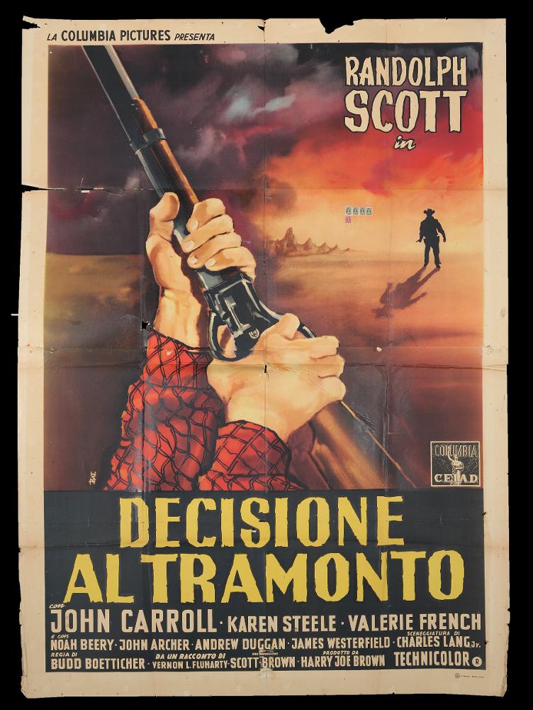 L'immagine riproduce uno dei manifesti conservati presso la Mediateca Regionale Pugliese (vedi Note). Si tratta della versione grafica per il manifesto del film "Decisione al tramonto", la cui composizione è a firma dell'illustratore Bat. (Giovanni Battaglia). L'artista raffigura una delle scene più significative della pellicola western americana, in cui tutto è incentrato sul primo piano di un fucile retto da due mani. Sullo sfondo un villaggio che brucia e un cowboy che sembra pronto a combattare. I toni caldi della terra e la bella raffigurazione narrativa descrivono perfettamente l'atmosfera del film....