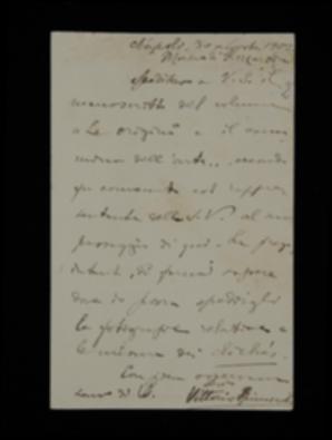 Nella cartolina, Vittorio Spinazzola comunica all'editore di aver spedito il manoscritto del volume “Le origini e il cammino dell'arte” e chiede dove spedire le fotografie per le misure dei clichés.
