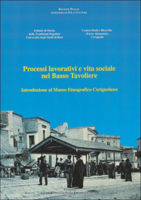 Il volume è parte della grande raccolta denominata “Libri di Puglia”, progetto di digitalizzazione a cura di Nicola Pergola che ha lo scopo di rendere fruibile la produzione editoriale dei Centri regionali di servizi educativi e culturali e degli Assessorati alla cultura e alla Pubblica Istruzione della Regione Puglia, dal 1968 agli anni 2000. Realizzata in collaborazione con l'Istituto di Storia delle Tradizioni Popolari dell'Università degli Studi di Bari, la pubblicazione prende spunto da una locale raccolta di oggetti relativi alla cultura contadina: per effettuare una articolata disamina delle modalità, dei tempi e degli strumenti tipici delle colture dominanti nel territorio di Cerignola – cereali, vite e olivo – a cavallo fra Ottocento e Novecento. Una introduzio...