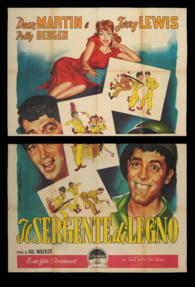 L'immagine riproduce uno dei manifesti conservati presso la Mediateca Regionale Pugliese (vedi Note). Si tratta del manifesto del film "Il sergente di legno", a firma di Deseta (Enrico De Seta), disegnatore e pittore italiano, noto come fumettista per giornali satirico-umoristici e periodici per ragazzi e soprattutto per la sua produzione di illustrazioni cinematografiche. La vena umoristica di Deseta si presenta anche in questa composizione, in cui i ritratti di Dean Martin e Jerry Lewis, duo artistico di successo sul grande schermo, rivelano la loro comicità e quella di tutto il film. Pennellate fluide e larghe, colori caldi e figure realistiche si alternano a vignette satiriche dal taglio nettamente illustrativo, che anticipano probabilmente scene dal film. Artista p...