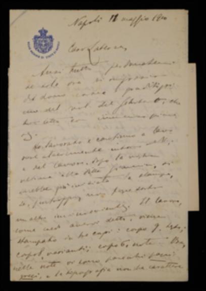 Ringraziato Giovanni Laterza per aver ricevuto copia del volume di Émile Gebhart, Fausto Nicolini assicura di continuare a lavorare alacremente al volume di Giambattista Vico, spiegando che il ritardo nell'avvio della stampa è dovuto ad un inconveniente della tipografia Giannini, la quale, sfornita dei caratteri greci necessari, rifiuta di acquistarli adducendo a motivo l'alto costo. Il Nicolini, aggiungendo che Benedetto Croce al ritorno da Roma tenterà di persuadere il tipografo all'acquisto, chiede intanto all'editore barese se sia a conoscenza della spesa necessaria ad un tale acquisto e se, possedendo il carattere necessario, sia disposto a prestarlo al Giannini.