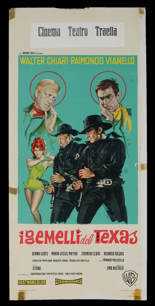 L'immagine riproduce uno dei manifesti conservati presso la Mediateca Regionale Pugliese (vedi Note). Si tratta di una delle versioni grafiche della locandina del film “I gemelli del Texas” del 1964 per la regia di Steno, nome d'arte di Stefano Vanzina. La composizione è a firma dell’illustratore romano Arnaldo Putzu (A. Putzu) collaboratore di Enrico De Seta e dello studio Favalli, del quale si conserva anche l'altra locandina. Lo stile di Putzu è riconoscibile per l’uso di un linguaggio compositivo drammatico reso soprattutto nella rappresentazione dei ritratti, densi di linee e chiaroscuri che accentuano l'espressività dei volti. Questa caratteristica si nota anche in questa locandina studiata per un film di genere comico, in cui l'autore rende perfettamente i tratti...