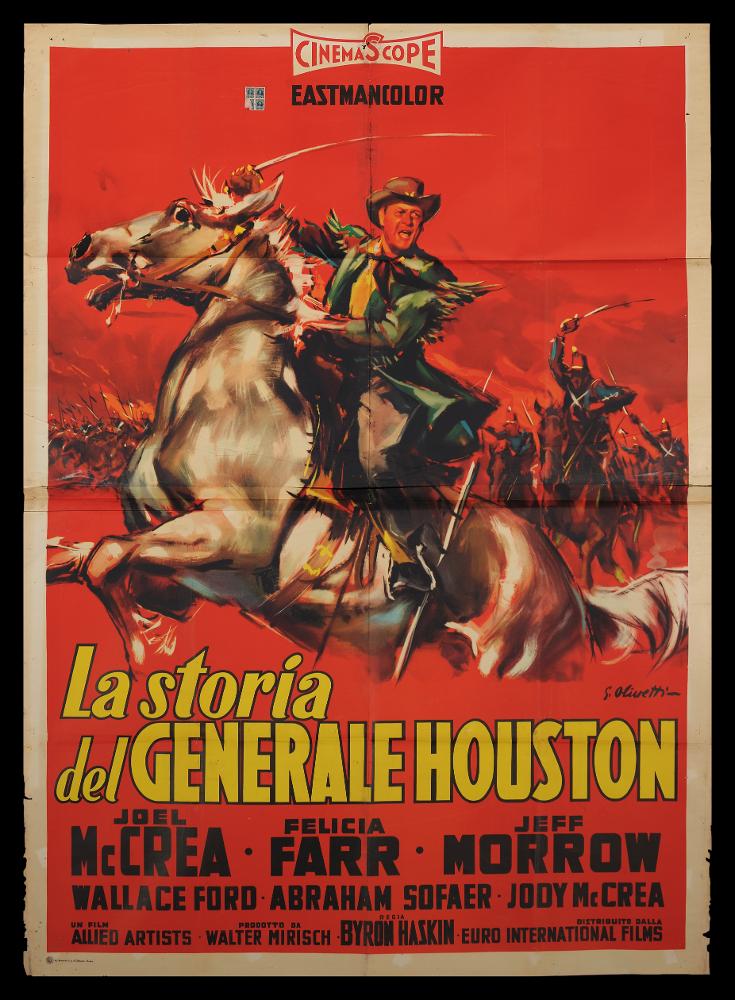 L'immagine riproduce uno dei manifesti conservati presso la Mediateca Regionale Pugliese (vedi Note). Si tratta di una delle versioni grafiche del manifesto del film “La storia dello sceriffo Houston” del 1956 diretto da Byron Haskin. Il manifesto è a firma di Giorgio Olivetti, maestro bolognese autore del manifesto del film “La dolce vita”. Su uno sfondo completamente rosso, colore che subito richiama il sangue, è rappresentata una scena di sommossa a cavallo, probabilmente la battaglia di San Jacinto combattuta nell'aprile del 1836 nella guerra di indipendenza del Texas, tra i texani, guidati da Sam Houston, e i messicani, condotti dal presidente del Messico, il generale Antonio López de Santa Anna. È proprio Houston, interpretato da Joel McCrea, a padroneggiare la co...