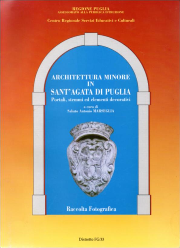 Il volume “Architettura minore in Sant'Agata di Puglia” è parte della grande raccolta denominata “Libri di Puglia”, progetto di digitalizzazione a cura di Nicola Pergola che ha lo scopo di rendere fruibile la produzione editoriale dei Centri regionali di servizi educativi e culturali e degli Assessorati alla cultura e alla Pubblica Istruzione della Regione Puglia, dal 1968 agli anni 2000. La pubblicazione del CRSEC Distretto FG/33 curata da Sabato Antonio Marseglia nasce dalla volontà di salvaguardare e valorizzare il patrimonio lapideo di Sant'Agata di Puglia, tra i comuni dei Monti Dauni esempio sublime di architettura spontanea, che con il terremoto del 1980, rischiò di veder distrutti i portali in pietra. La raccolta fotografica, le cui foto inedite furono accompagn...