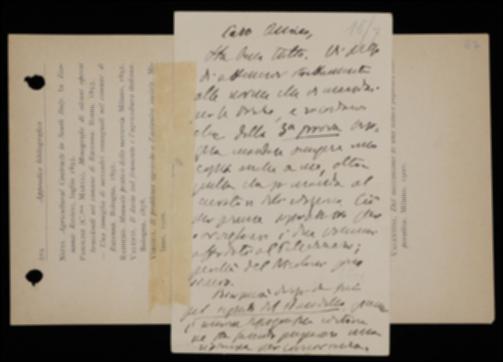 Nella cartolina Benedetto Croce rammenta a Giovanni Laterza di fargli spedire, come stabilito, copia delle ultime bozze degli scrittori d'Italia, affinché gli sia possibile controllare in particolare il lavoro svolto da Achille Pellizzari. Sollecita poi l'editore a sbrigare gli altri volumi di Matteo Bandello, giacché l'Unione Tipografico-Editrice ne ristampa le novelle per concorrenza, e auspica che il volume di Giuseppe Ferrarelli sia pronto per settembre.