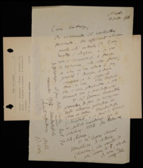 Nella lettera, Benedetto Croce comunica a Laterza di aver firmato il contratto per la pubblicazione del suo “sistema filosofico” apportando alcune modifiche. Lo invita poi ad omaggiare Giovanni Amendola del volume di Johann F. Herbart per una recensione sui “Nova et vetera”. Infine lo sollecita a soddisfare la richiesta di un fascicolo de "La Critica".