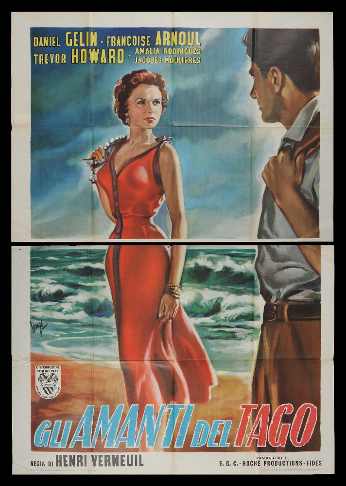 L'immagine riproduce uno dei manifesti conservati presso la Mediateca Regionale Pugliese (vedi Note). Si tratta di uno dei manifesti del film “Gli amanti del Tago” del 1955 per la regia di Henri Verneuil. Il manifesto si presenta composto da due parti, in quanto di grande dimensioni (200x140) ed è a firma di Longi Carloantonio, illustratore e cartellonista cinematografico tra i più importanti sulla scena italiana tra gli anni cinquanta e settanta del Novecento. In linea con gli altri manifesti dell’artista, anche qui si nota subito l’eleganza della composizione e la predilezione per l’utilizzo dei colori caldi e di pennellate ampie. Colpisce subito il forte realismo del volto della protagonista femminile caratterizzato da uno sguardo molto intenso, dobbiamo ricordare in...