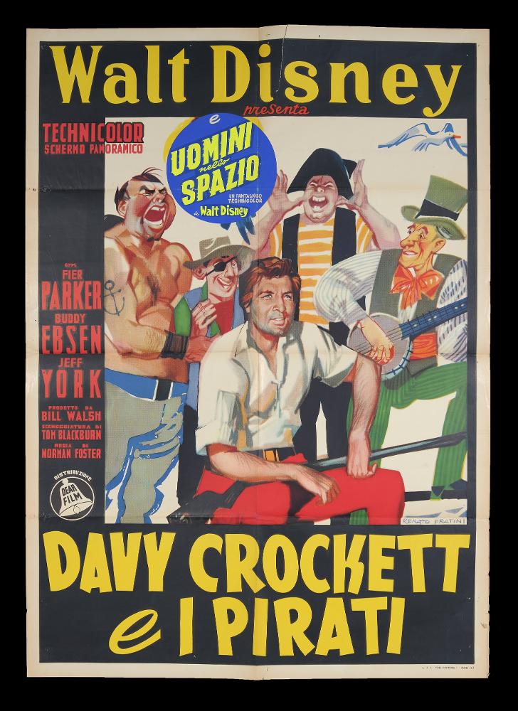 L'immagine riproduce uno dei manifesti conservati presso la Mediateca Regionale Pugliese (vedi Note). Si tratta di una delle versioni grafiche del manifesto del film “Davy Crockett e i pirati” del 1957, a firma di Renato Fratini. Collaboratore negli anni Cinquanta dello studio Favalli, Fratini si distinse fin da subito per la maturità nella tecnica pittorica e per la padronanza dell’uso dei colori utilizzati anche per dare forma a sfondo e personaggi. Il suo è uno stile maturo, che in questo manifesto cede il passo ad una composizione di stampo illustrativo e fumettistico, adattata per il lungometraggio di Walt Dispney. Colori, ritratti buffi di personaggi di fantasia e dinamicità sono le caratteristiche di questa composizione, completata da un fondo bianco e una cornic...