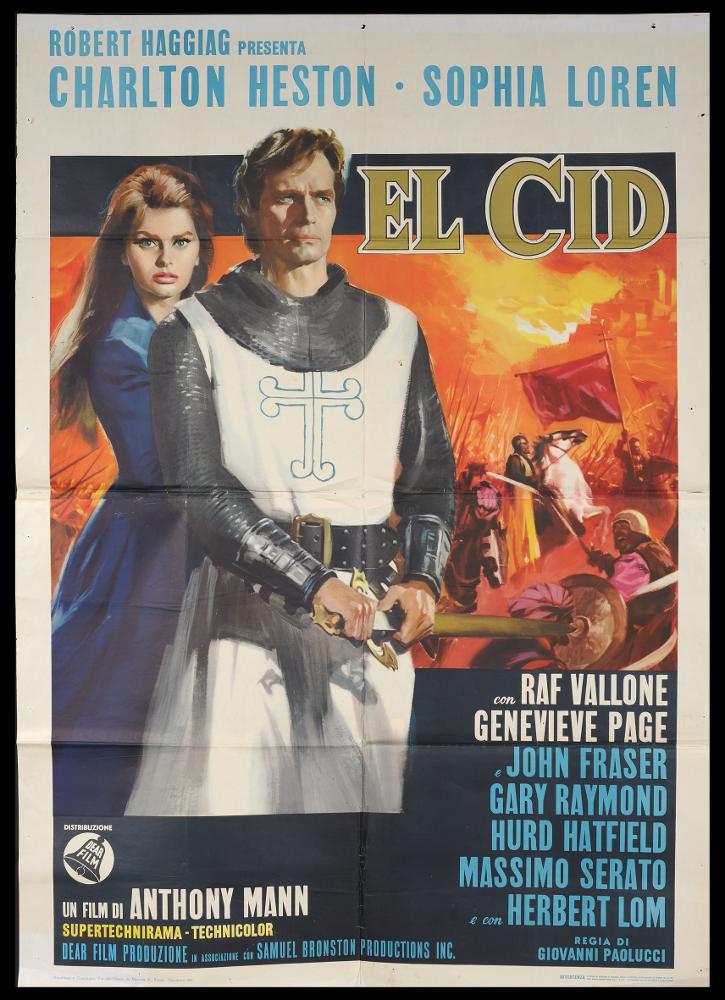 L'immagine riproduce uno dei manifesti conservati presso la Mediateca Regionale Pugliese (vedi Note). Si tratta di una delle versioni grafiche del manifesto del film "El Cid", coproduzione italo americana del 1961. Senza firma, la composizione pittorica mostra un'impostazione piuttosto classica con una pittura figurativa in cui le figure intere degli attori Charlton Heston e Sophia Loren hanno un ruolo dominante occupando gran parte dello spazio grafico; dietro di loro una scena di battaglia evoca le imprese leggendarie contro gli arabi narrate nel colossal. Anche la suddivisione dello spazio è piuttosto classica, con un titolo evocativo e chiaro, con un lettering dai richiami medievali, in alto su fondo bianco spiccano i nomi degli interpreti principali, messi in evide...