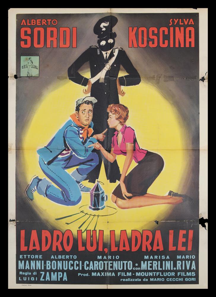 L'immagine riproduce uno dei manifesti conservati presso la Mediateca Regionale Pugliese (vedi Note). Si tratta di una delle versioni grafiche del film italiano "Ladro lui, ladra lei". La composizione pittorica del manifesto è ben disposta in un gioco equilibrato di forme triangolari (le tre figure) e tonde (la macchia gialla di luce) che catturano lo sguardo, insieme ai nomi in rosso dei due attori principali, certamente di richiamo per il pubblico all'epoca. I volti ritratti dei protagonisti sono espressivi e fedeli, il resto è vivacemente rappresentato in chiave fumettistica, con tratti veloci e quasi abbozzati, il volto del carabiniere è una sola macchia nera. Probabilmente l’autore, non conosciuto, ha voluto rendere la comicità e l'esuberanza del film, già vicina a...