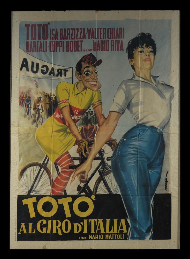 Il manifesto cinematografico è opera del celebre pittore di cinema Renato Casaro, uno tra i maggiori rappresentanti della grafica e del manifesto. Nato a Treviso nel 1935 comincia la sua carriera artistica da autodidatta, ma in breve arriva a sviluppare un proprio stile di grande eleganza e raffinatezza formale. Tecniche diverse si mescolano nel suo linguaggio innovativo che si caratterizza sia per l’uso del pennello sia per quello dell’aerografo che gli consentirà di ottenere effetti sfumati e volumetrici di grande intensità pittorica. Spesso la composizione si focalizza su una figura principale in cui si concentra la sintesi concettuale del film. In questo caso sulla figura intera di Isa Barzizza e Totò rappresentato con un volto squadrato, perché sia riconoscibile da...