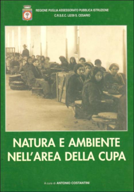Il volume è parte della grande raccolta denominata “Libri di Puglia”, progetto di digitalizzazione a cura di Nicola Pergola che ha lo scopo di rendere fruibile la produzione editoriale dei Centri regionali di servizi educativi e culturali e degli Assessorati alla cultura e alla Pubblica Istruzione della Regione Puglia, dal 1968 agli anni 2000. L'area della Cupa è una depressione carsica posta a sud sud-ovest di Lecce compresa fra i centri abitati di Lecce, Novoli, Campi Salentina, San Donaci, Copertino, San Donato e Lizzanello, con Arnesano, Monteroni, San Pietro in Lama, Lequile e San Cesario che ne occupano la parte centrale. Un saggio del curatore racconta questo ambiente naturale – che esibisce una flora tropicale con alte palme da datteri e jucche – nel quale il te...