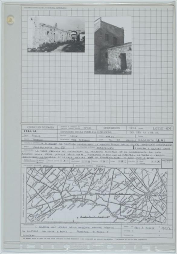 La scheda in oggetto è parte del volume “Censimento delle opere fortificate in Puglia”, risultato dell'attività promossa dalla Regione Puglia tra il 1981 e il 1982, per individuare e descrivere le principali costruzioni in muratura presenti nel territorio. Composta da due fogli sciolti, è redatta dall'architetto F. Danese il 29 agosto 1981. La masseria Torsano è situata a Nardò in provincia di Lecce, in zona rurale. La masseria risale probabilmente al XVI secolo e presenta una torre con contrafforti ed un addossamento  posticcio della stessa altezza. Al complesso masserizio si accede tramite un portale con volta a botte. La struttura muraria è composta da conci in pietra locale.