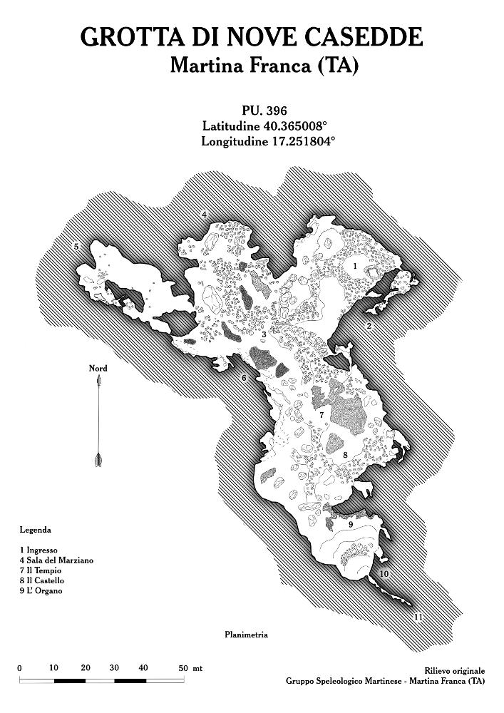 Questo rilievo topografico è la trasposizione in digitale di rilevamenti realizzati a seguito di importanti studi speleologici nelle grotte di Puglia. Sono materiale utile per lo studio e la ricerca, per comprendere al meglio la complessità delle articolazioni sotterranee di queste cavità naturali, con il fine della tutela e della salvaguardia del fenomeno carsico. 
Il documento fa parte della raccolta di rilievi topografici digitalizzati da Carlos Solito per il Progetto digitale “Sillabario sotterraneo – Viaggio dantesco nelle Grotte di Puglia” – realizzato nell’ambito della LEGGE REGIONALE 30 dicembre 2020 - art. 39 “Cavità pugliesi e opera dantesca - Celebrazioni 700 anni dalla morte di Dante Alighieri”.