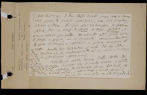 Nella lettera Benedetto Croce, pregando Giovanni Laterza di far apportare le correzioni nelle bozze che gli restituisce, licenzia la stampa delle ultime parti del volume di David Hume, mancando solo la prefazione di Giuseppe Prezzolini. Il filosofo sollecita poi la spedizione delle bozze del catalogo degli Scrittori d'Italia e alcune copie del suo volume di saggi “Problemi di estetica”.
