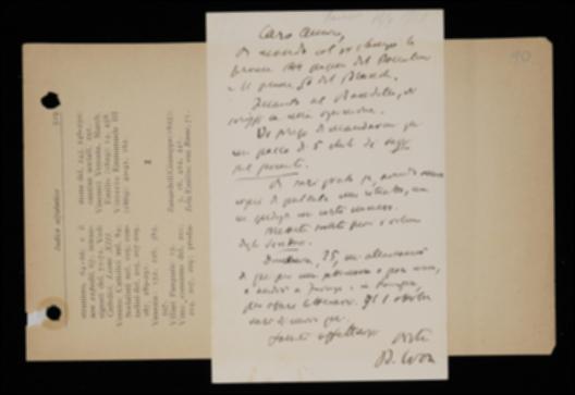 Benedetto Croce, inviando alcune pagine licenziate dei volumi di Traiano Boccalini e Luigi Blanch, ribadisce a Giovanni Laterza la propria opinione in merito alla concorrenza all'Unione Tipografico-Editrice Torinese sull'edizione di Matteo Bandello. Richiede poi alcune copie del suo volume di saggi sul Seicento e delle fotografie col proprio ritratto fatte stampare dall'editore all'inizio dell'anno. Infine il filosofo annuncia un suo prossimo soggiorno di una settimana a Firenze e in Romagna.