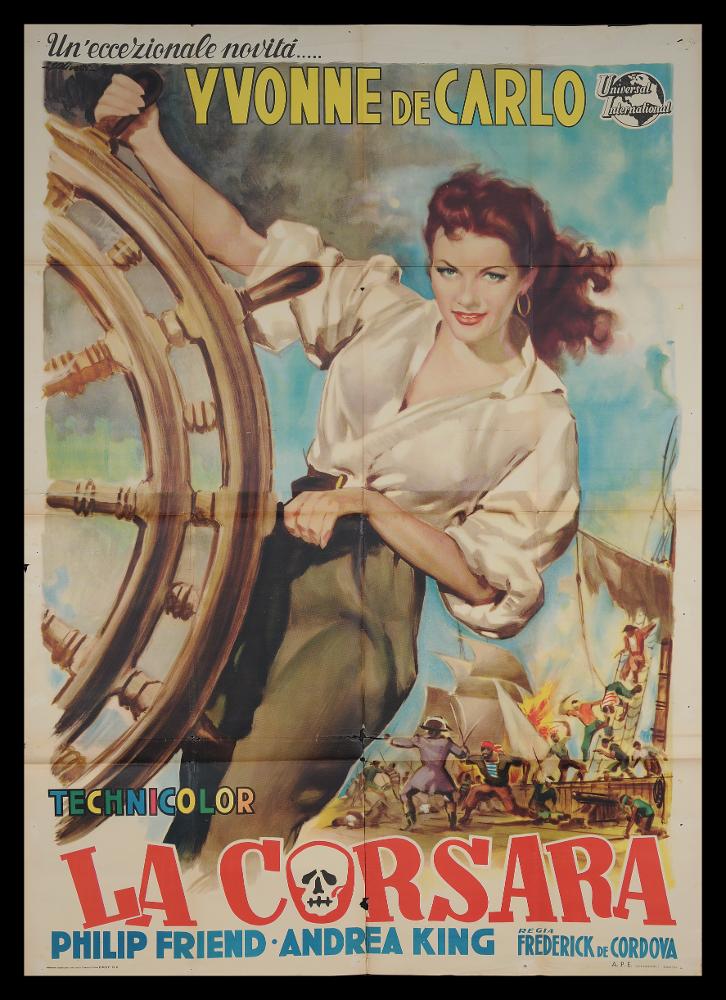 L'immagine riproduce uno dei manifesti conservati presso la Mediateca Regionale Pugliese (vedi Note). Si tratta di una delle versioni grafiche del manifesto del film "La corsara" del 1950, a firma dell'illustratore bolognese Giorgio Olivetti. Classe 1908, Olivetti caratterizza le sue prime opere da uno stile morbido, sfumato, fatto di acquerelli delicati che rendono il volume anche grazie ad un uso sapiente dei chiaroscuri. Fascino e eleganza contraddistinguono anche questo manifesto, in cui lo sguardo e la bellissima figura intera della corsara, interpretata da Yvonne de Carlo, cattura il fruitore in tutta la sua bellezza. Tipico delle opere di Olivetti è il punto di vista, insolito e sempre originale, diretto e chiaro proprio come un'inquadratura cinematografica, che ...