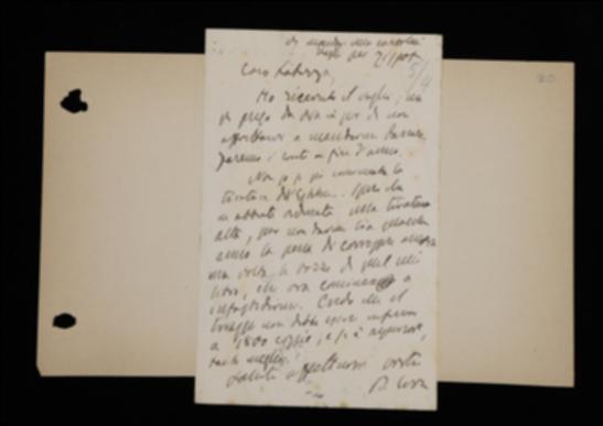Nella cartolina, Benedetto Croce ringrazia Giovanni Laterza per il denaro speditogli ma lo esorta a non affrettarsi in futuro, facendo un rendiconto a fine anno. Gli esprime poi l'auspicio che il suo volume di estetica abbia una tiratura non inferiore ad un certo numero di copie.