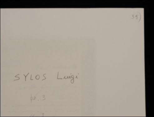 Nella lettera, Luigi Sylos respinge l'addebito del ritardo nella consegna del fascicolo corretto mossogli da Laterza e, a sua volta, esige che per il prosieguo della collaborazione si annotino esattamente le date delle fasi di lavorazione.