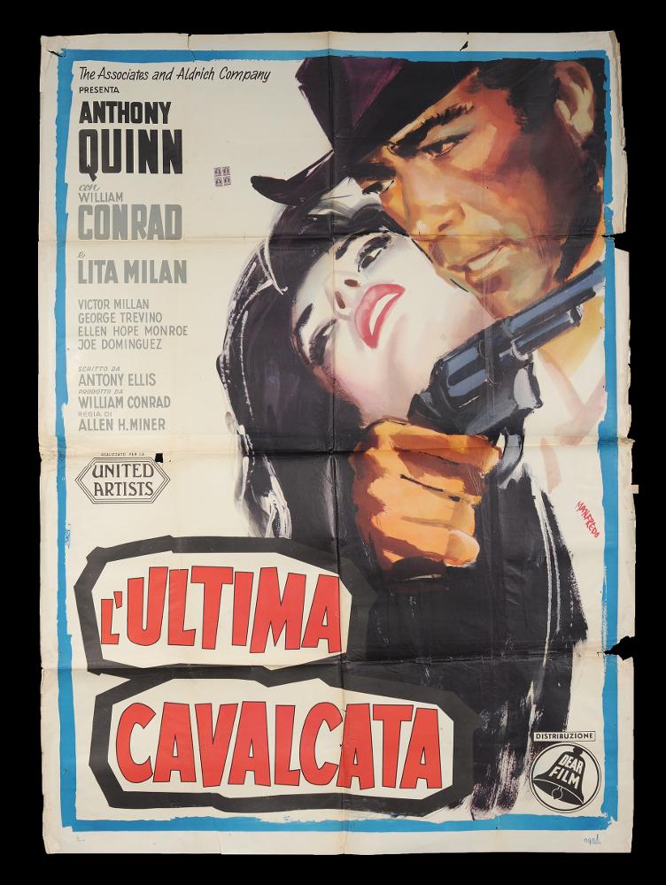 L'immagine riproduce uno dei manifesti conservati presso la Mediateca Regionale Pugliese (vedi Note). Si tratta di una delle versioni del manifesto del film "L'ultima cavalcata (The Ride Back)", la cui composizione pittorica è a firma di Manfredo Acerbo (Manfredo). Abruzzese di nascita, si forma a Roma all'Accademia di Belle Arti. La sua carriera lavorativa lo vede insegnante di pittura, grafico e illustratore per il cinema. Il suo stile è contraddistinto da un segno grafico espressionista, dall'accostamento del nero a colori accesi e da una composizione fatta di macchie e pennellate rapide, molto contemporanee, che certamente lo distingueranno dagli altri pittori di cinema, rendendolo inequivocabilmente riconoscibile. Le forme delle figure e dei personaggi sono così vo...