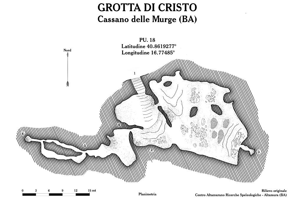 Questo rilievo topografico è la trasposizione in digitale di rilevamenti realizzati a seguito di importanti studi speleologici nelle grotte di Puglia. Sono materiale utile per lo studio e la ricerca, per comprendere al meglio la complessità delle articolazioni sotterranee di queste cavità naturali, con il fine della tutela e della salvaguardia del fenomeno carsico. 
Il documento fa parte della raccolta di rilievi topografici digitalizzati da Carlos Solito per il Progetto digitale “Sillabario sotterraneo – Viaggio dantesco nelle Grotte di Puglia” – realizzato nell'ambito della LEGGE REGIONALE 30 dicembre 2020 - art. 39 “Cavità pugliesi e opera dantesca - Celebrazioni 700 anni dalla morte di Dante Alighieri”.