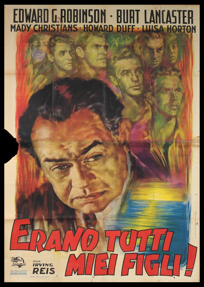 L'immagine riproduce uno dei manifesti conservati presso la Mediateca Regionale Pugliese (vedi Note). Si tratta di una delle versioni grafiche del manifesto del film americano "Erano tutti miei figli". Anche se l'opera non presenta firma, il dipinto realizzato per il manifesto in oggetto si inserisce in una produzione notevole che richiama lo stile di altri pittori famosi di cinema di quelli anni. Le pennellate liquide e molto colorate, l'impostazione compositiva originale e la scelta di mescolare più momenti narrativi come se fossero un tutt'uno richiama ad esempio le opere di Rinaldo Gèleng. Anche questa versione è molto personale e l'uso dei colori, i volti in secondo piano quasi sfumati e il ritratto principale dai tratti realistici, esaltano soprattutto l'aspetto d...