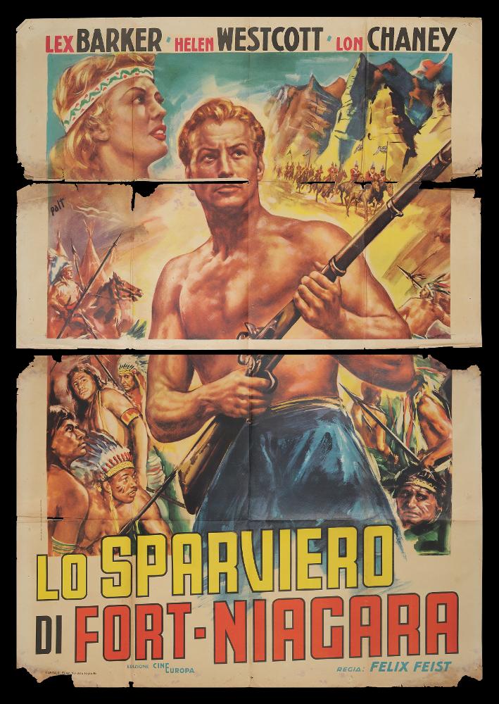 L'immagine riproduce uno dei manifesti conservati presso la Mediateca Regionale Pugliese (vedi Note). Si tratta di uno dei manifesti del film “Lo sparviero di Fort Niagara” del 1952 per la regia di Felix E. Feist. La firma che leggiamo sul lato a sinistra appartiene all’illustratore Palt, nome d’arte utilizzato da Tarquini Paolo, "Pittore non Pittore" come lui stesso si definì, artista che condivise la sua arte con il padre Sabatino ed i fratelli Luigi e Glauco. Qui Tarquini suddivide la composizione grafica è divisa in quattro blocchi narrativi che rappresentano scene del film, posizionando centralmente la figura intera dell’affascinante Lex Barker. La descrizione delle scene è molto dettagliata, si può notare infatti una attenzione per i dettagli nella rappresentazion...