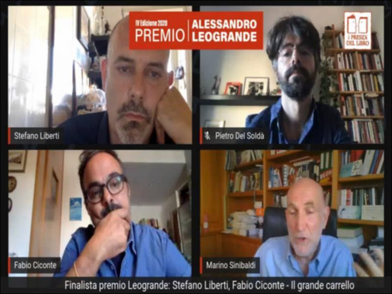 Per l’edizione 2020 del “Premio Alessandro Leogrande” si riporta l’intervista di Marino Sinibaldi (Direttore Radio 3), con la partecipazione di Anna Maria Montinaro (Presidente di Presìdi del Libro), a Fabio Ciconte e Stefano Liberti, scrittori de “Il grande carrello” (Laterza) e autori delle più importanti inchieste sulle filiere agro-alimentari.
Il libro inchiesta dei due giornalisti analizza il mondo dei consumatori, esaminando aspetti della società e dell’economia italiana e portando il lettore a riflettere sulla complessa filiera produttiva che conduce i prodotti di acquisto dalla terra agli scaffali di un supermercato. Importanti i ragionamenti sviluppati sulle tematiche legate alle industrie alimentari, al marketing, al costo del lavoro, allo sfruttamento, al bra...
