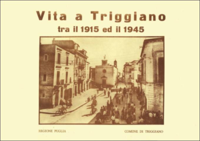 Il volume è parte della grande raccolta denominata “Libri di Puglia”, progetto di digitalizzazione a cura di Nicola Pergola che ha lo scopo di rendere fruibile la produzione editoriale dei Centri regionali di servizi educativi e culturali e degli Assessorati alla cultura e alla Pubblica Istruzione della Regione Puglia, dal 1968 agli anni 2000. Una città tra due guerre, in un “album di famiglia” – edito in collaborazione con il Comune di Triggiano e il Centro Studi e Ricerche S. Maria Veterana – che cerca di spingersi oltre la retorica del “come eravamo” per raccontare riti e difficoltà, tradizioni, cerimonie e quotidianità di una comunità come tante in un momento peculiare della sua storia. Bande musicali e colonie fasciste, “battaglie del grano” e dono di lana alla pat...
