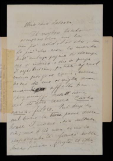 Inviando a Giovanni Laterza una prova di stampa del volume di Giambattista Della Porta, Fausto Nicolini nella lettera spiega di non essere responsabile di un errore verificatosi forse durante la tiratura in tipografia; sollecita poi ancora una volta la spedizione dell'indice del volume di Carlo Gozzi. In una nota in calce a firma di Benedetto Croce si ribadisce all'editore l'invito a non affidare la correzione delle bozze a Giovanni Giusti.