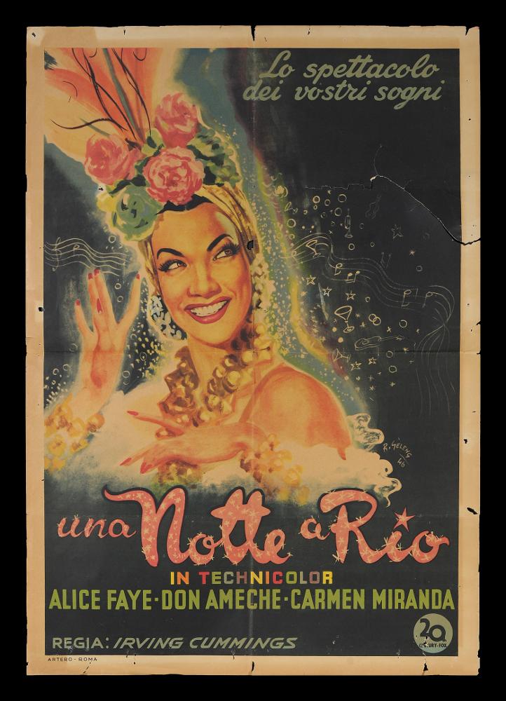 L'immagine riproduce uno dei manifesti conservati presso la Mediateca Regionale Pugliese (vedi Note). Si tratta di uno dei manifesti del film “Una notte a Rio” del 1941 per la regia di Irving Cummings. La composizione grafica è a firma di Rinaldo Gèleng (R. Gèleng), illustratore romano, si ricorda come artista poliedrico ed eclettico. Classe 1920, dopo gli studi d'arte, visse e lavorò per molti anni a Parigi, poi a Milano dove realizzò una serie di copertine per Mondadori e infine a Roma, dove realizzò alcuni manifesti per i film di Fellini. Il suo stile fresco e pittorico è fatto di pennellate liquide e sfumate, con spunti grafici originali, composizioni personali, in cui rivela la sua dote di ritrattista. Gèleng anche per questa opera mantiene le sue caratteristiche d...