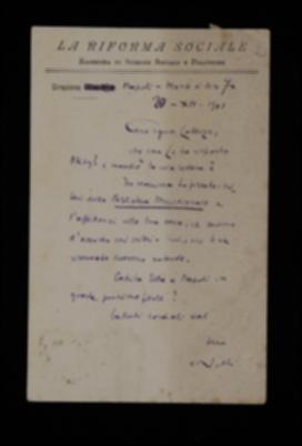 Nella lettera, Francesco Saverio Nitti chiede informazioni sull'invio di comunicazioni da parte di Okey. Propone a Laterza la pubblicazione della "Biblioteca Meridionale".